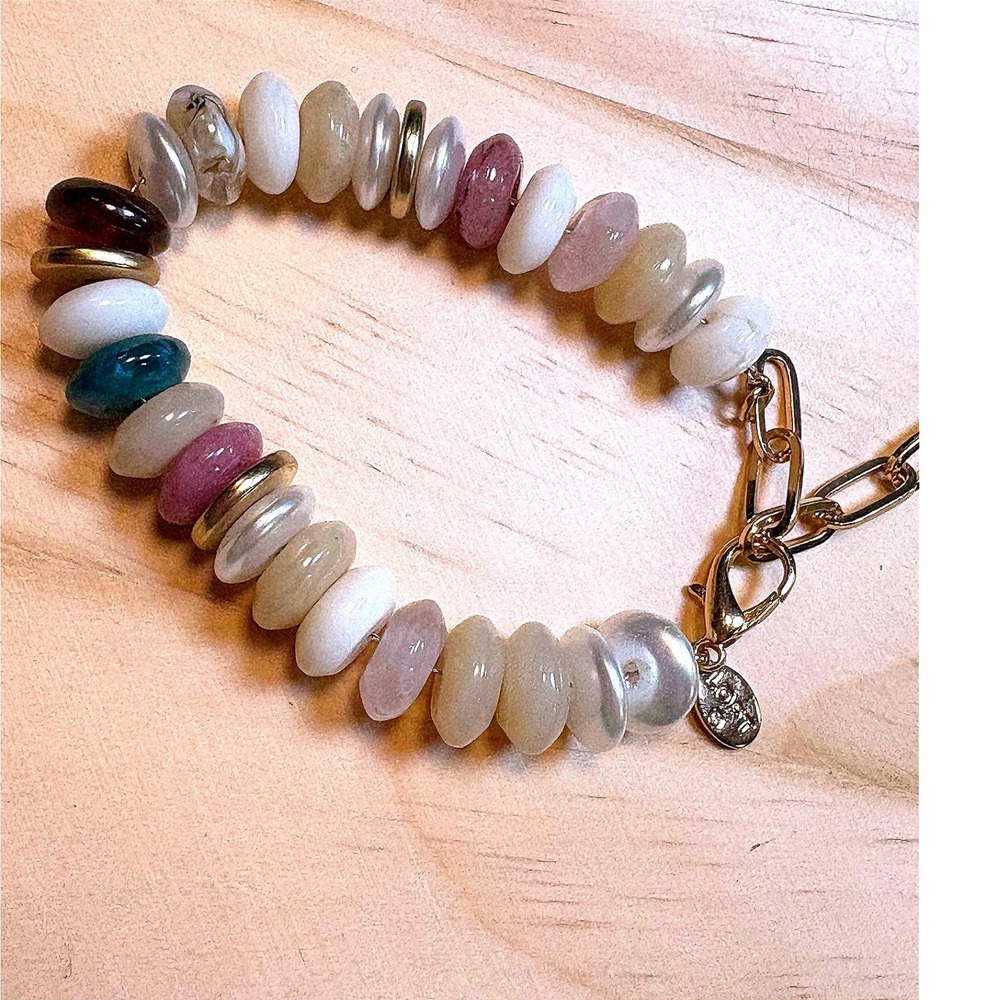 Loft Beaded Bracelet Womens OS Multicolor Good Faux Pearl Stone Gold Tone Boho